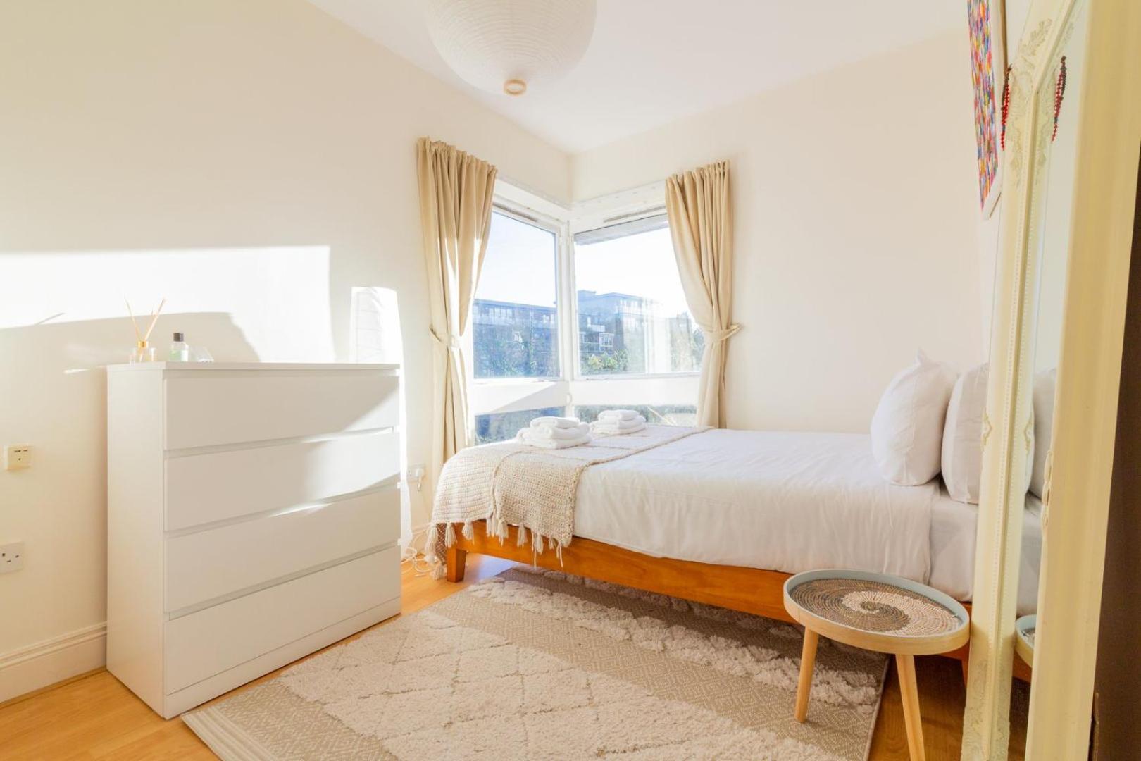 Gasthof Guestready - Tranquil Retreat In Chapelizod