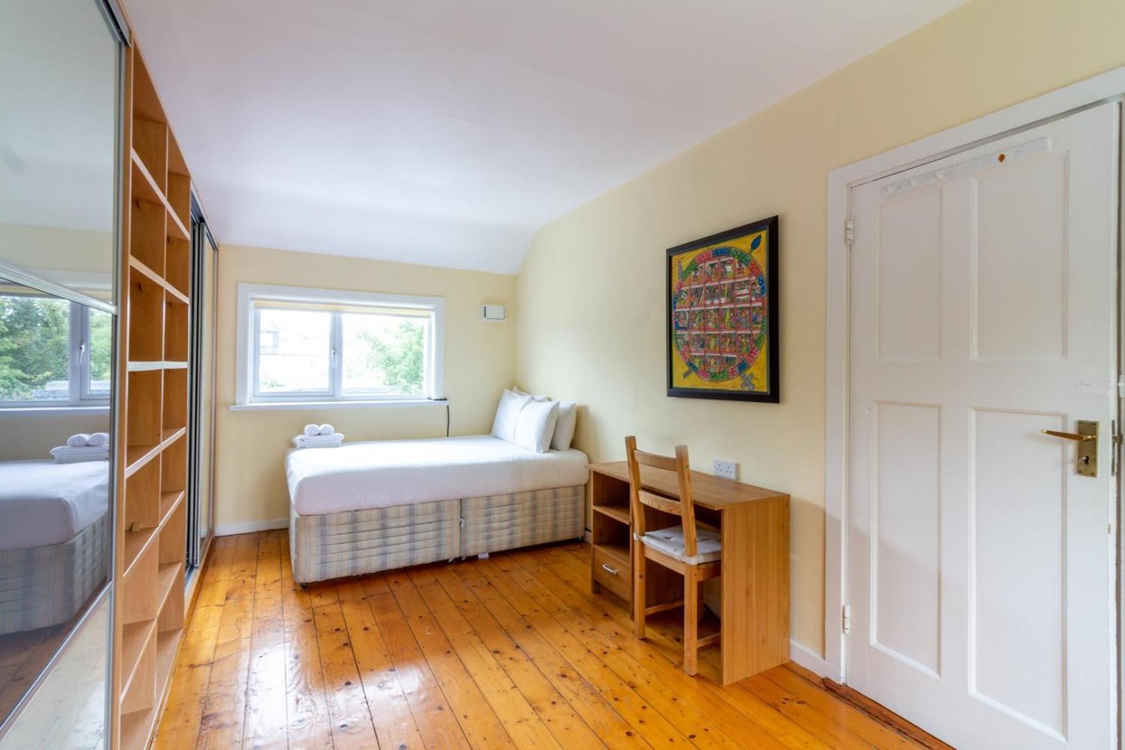 Guestready - Glasnevin Charm Near Dcu *