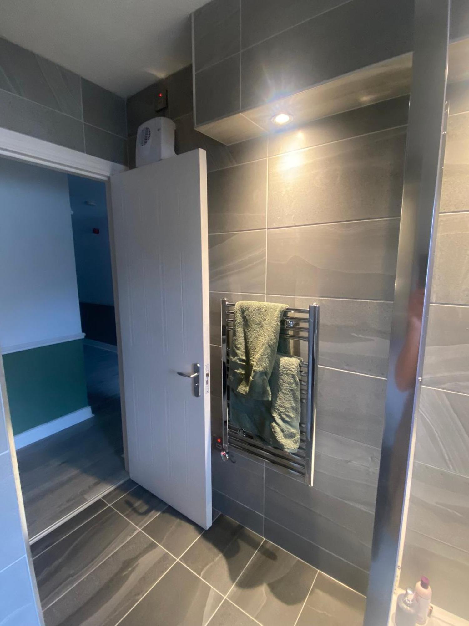 Private Double Bedroom In Modern Dublin