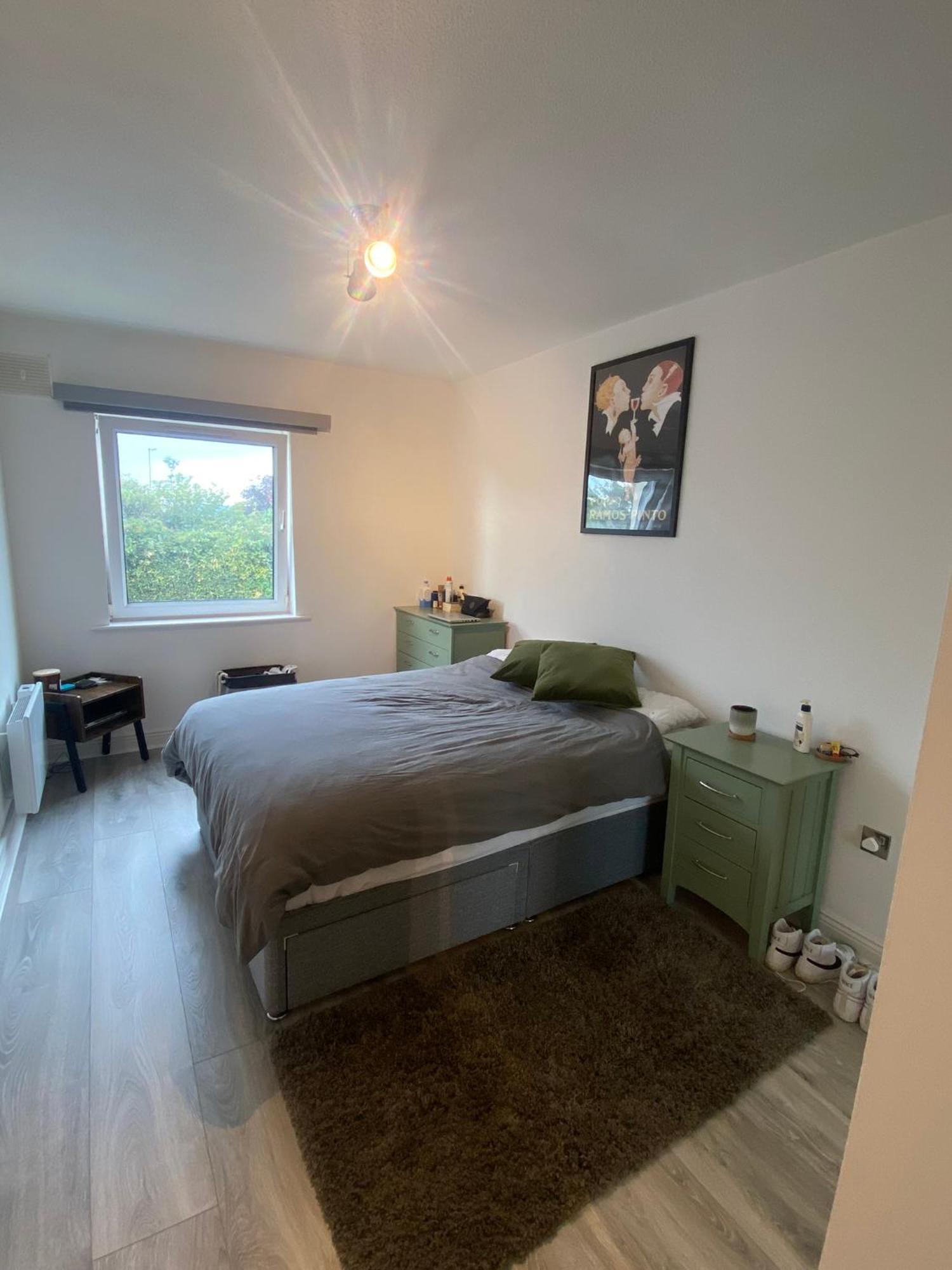 Private Double Bedroom In Modern Homestay