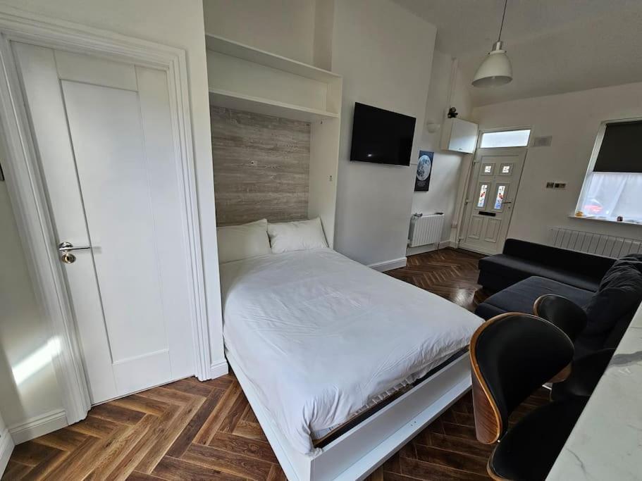 Charming House In Centre Apartment *