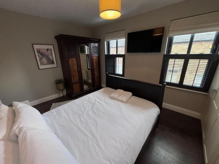 Splendid South Ranelagh Townhouse Holiday home *