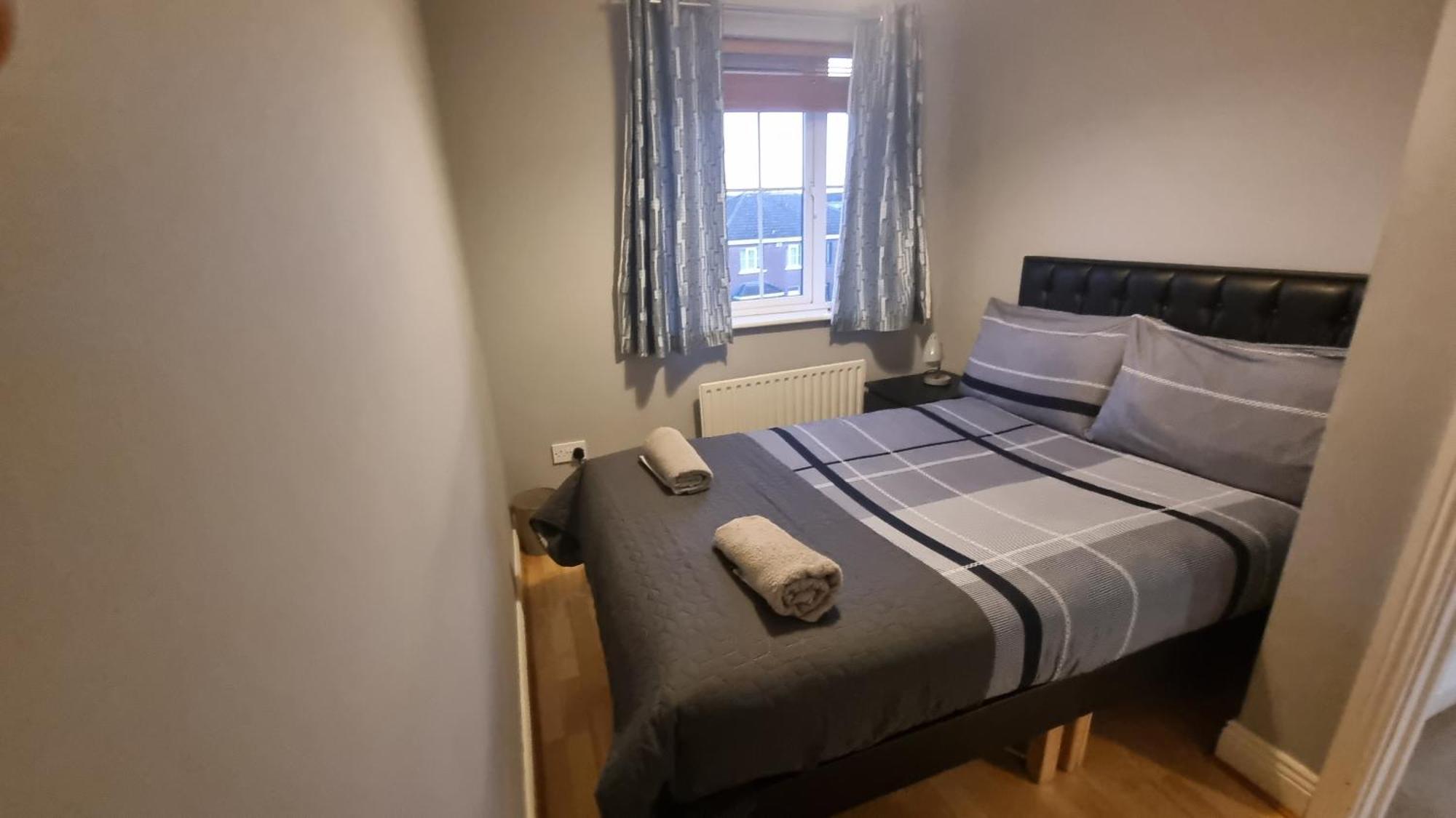 3 Cosy Bedrooms Near Airport & Dublin