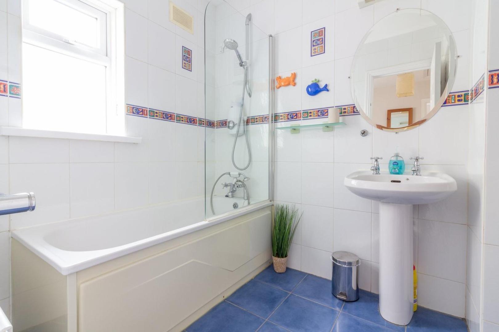 Guestready - A Charming Place Near Golf Centre Guest house