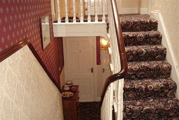 Aishling House Hotel 3*