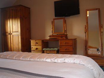 Aishling House 3*