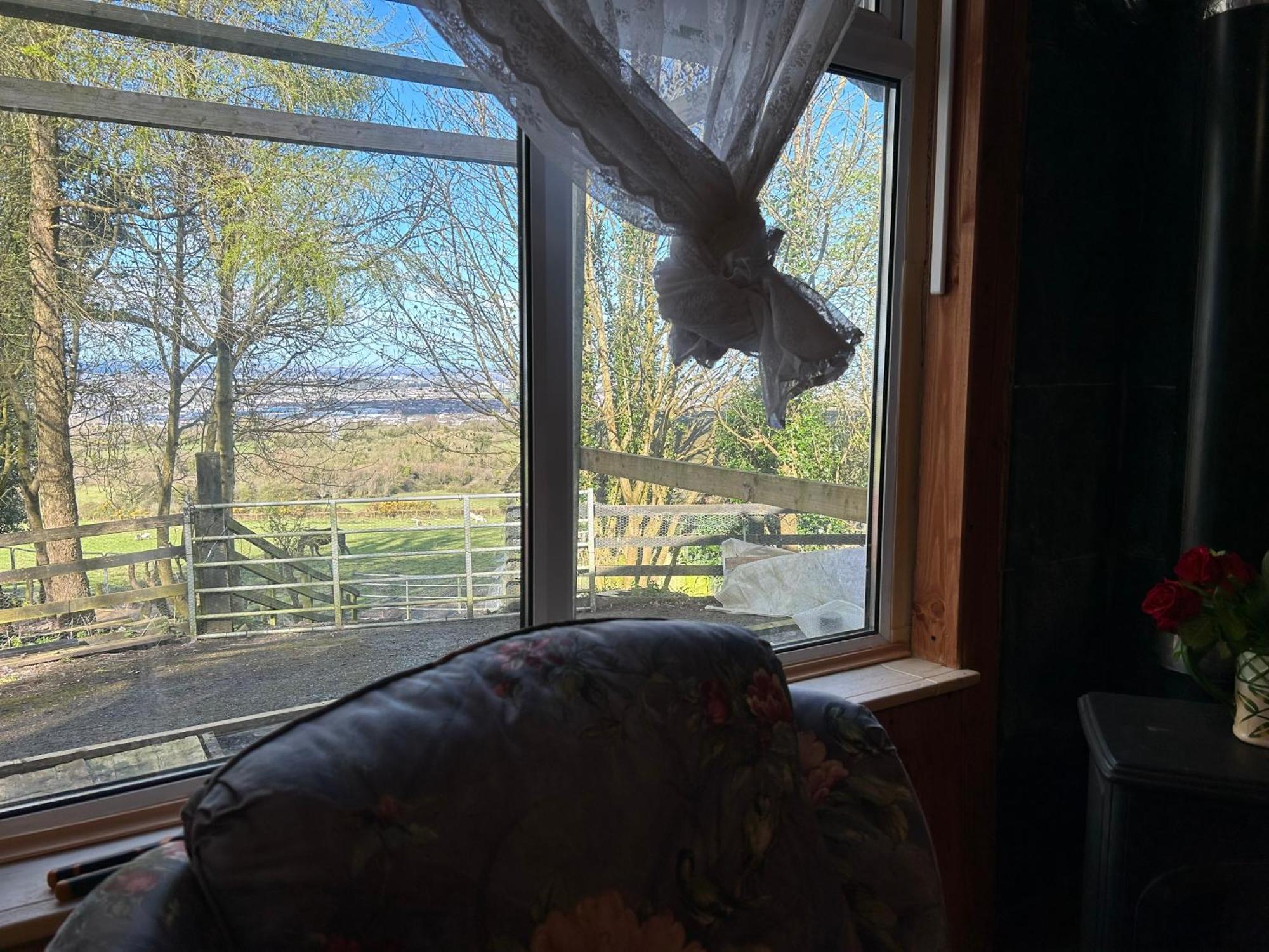 Cozy In A Barn With Farm View