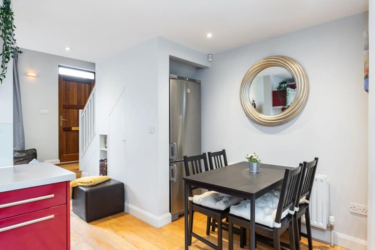 Location 2 Bedroom 2 Bathroom Fast Wifi Ferienhaus Dublin