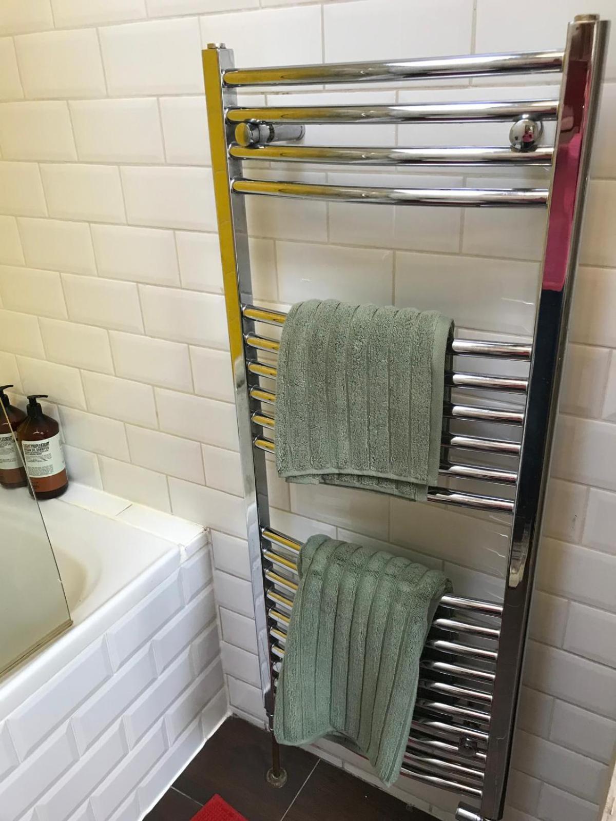 Spacious 3 Bed Townhouse In 12 Appartement Dublin