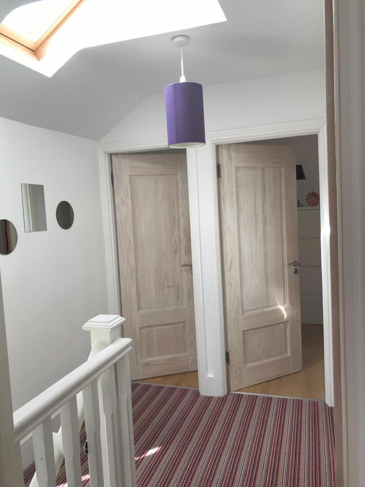 Spacious 3 Bed Townhouse In 12 Appartement