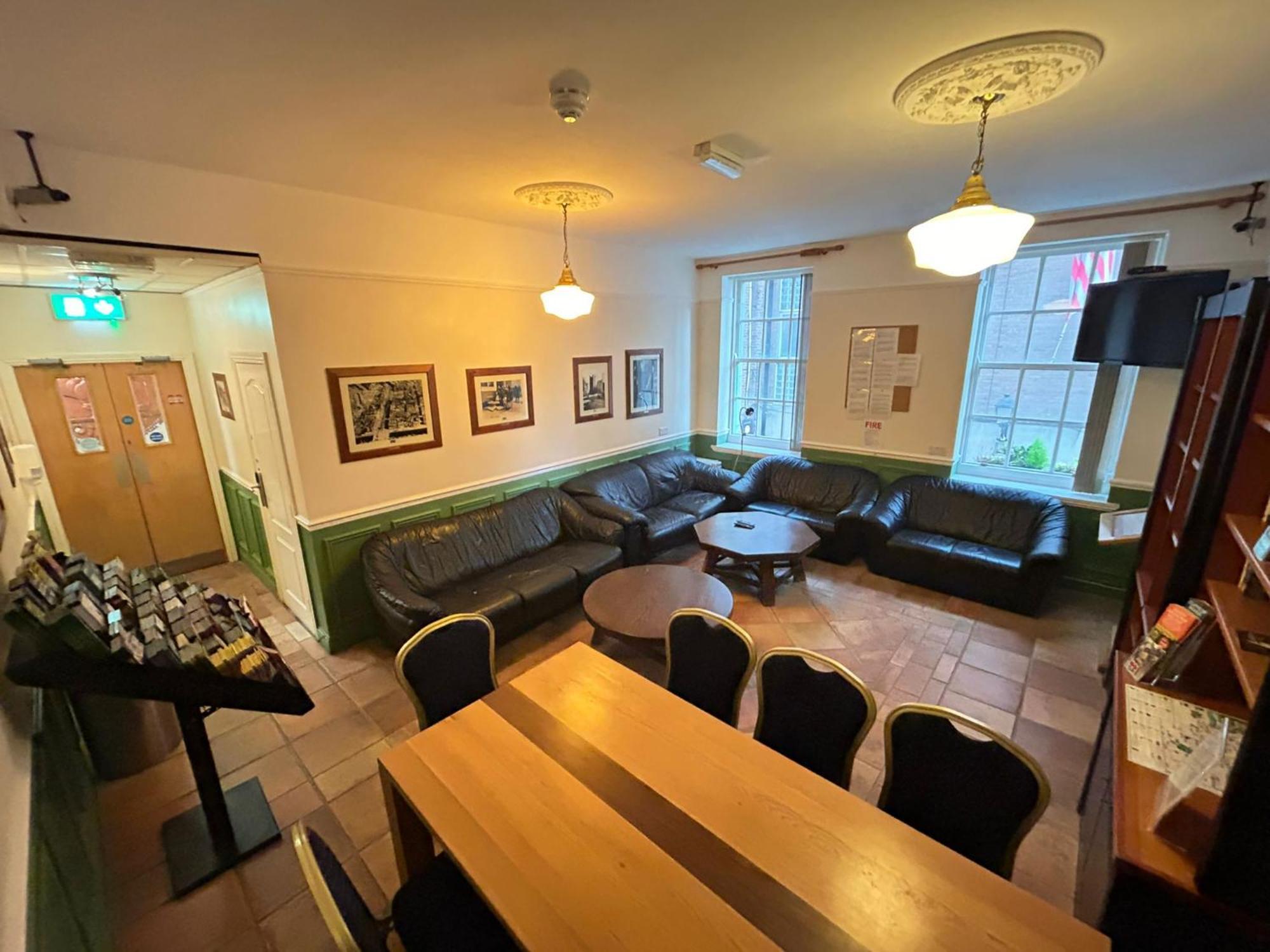 Hostel Gogartys Temple Bar Hostel Dublin