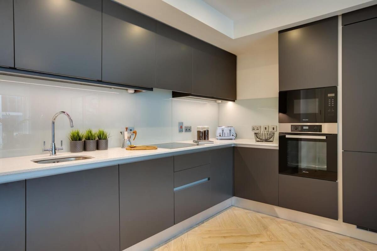 Apartment The Benson One By At *