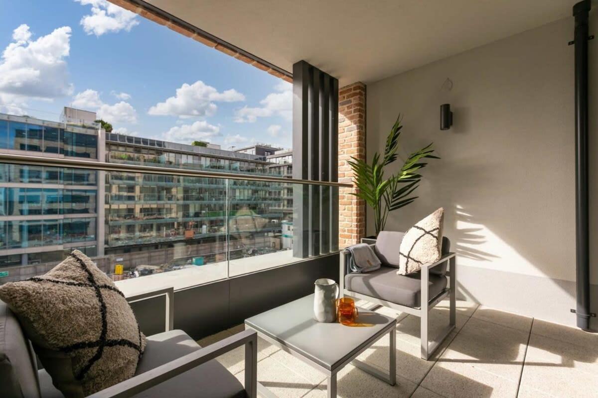 Apartment The Benson One By At *