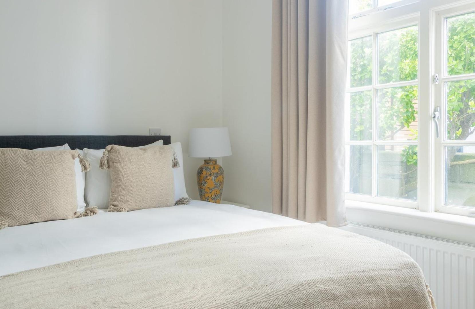 Guest house Guestready - Modernised In Monkstown *