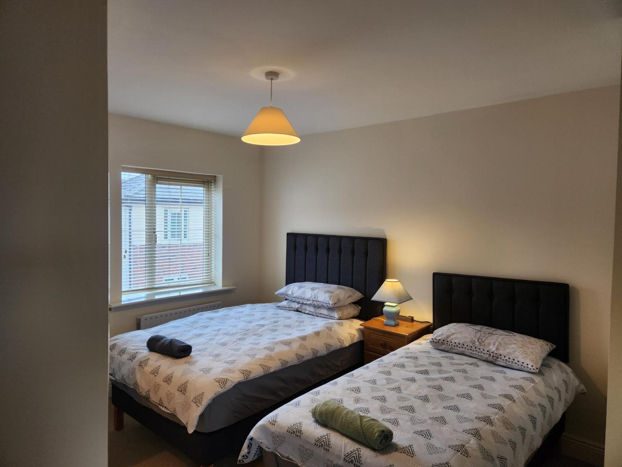 3 Bedrooms Near Airport & 7people