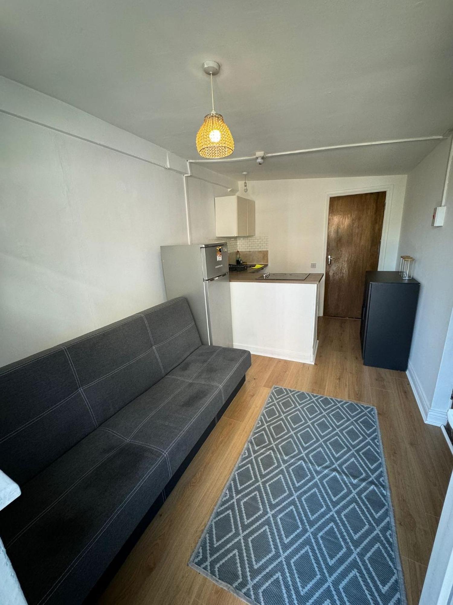 Cosy Near City Center *