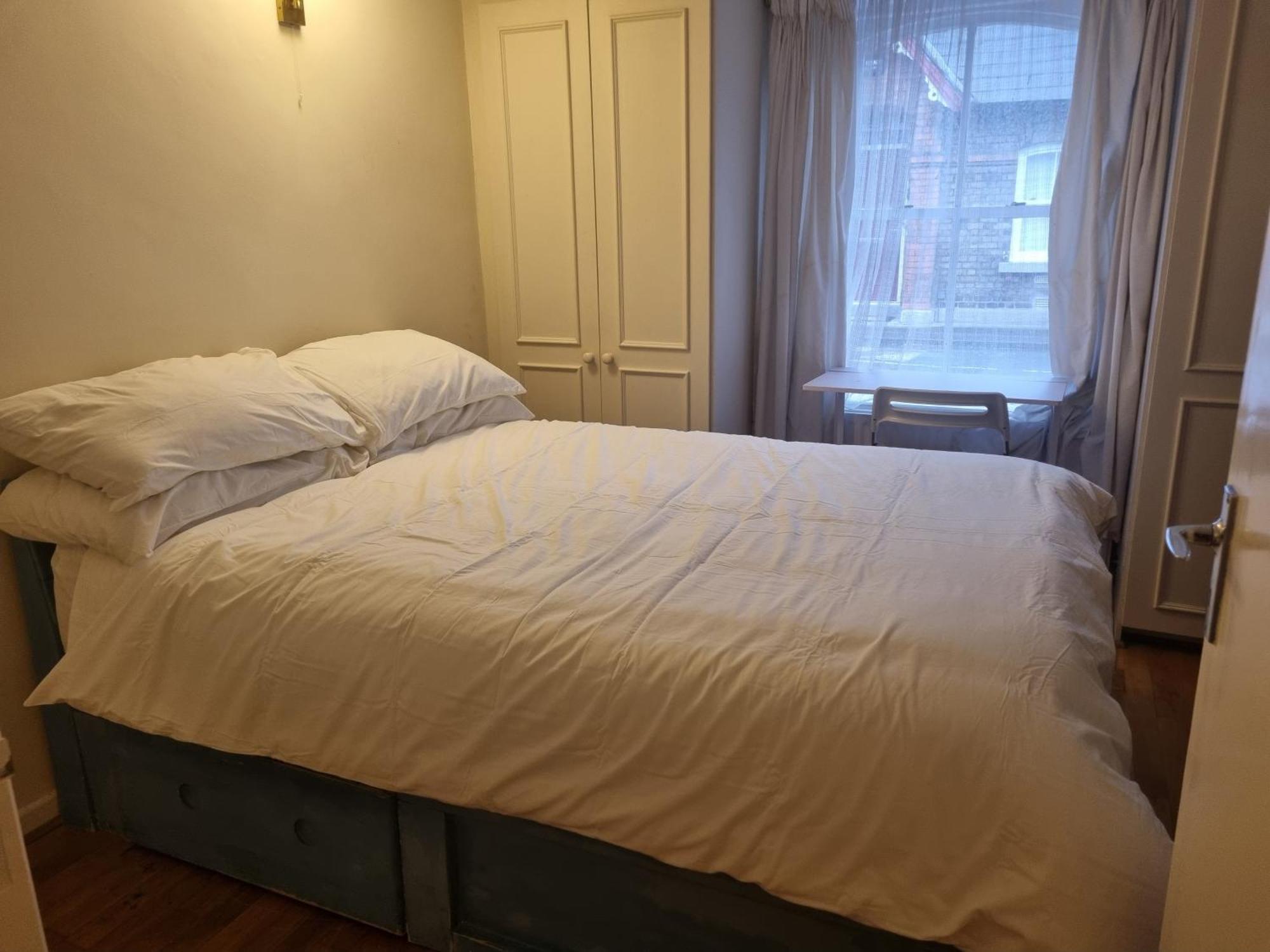 Estate Homestay *
