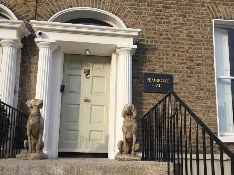 Pembroke Hall Gasthuis Dublin