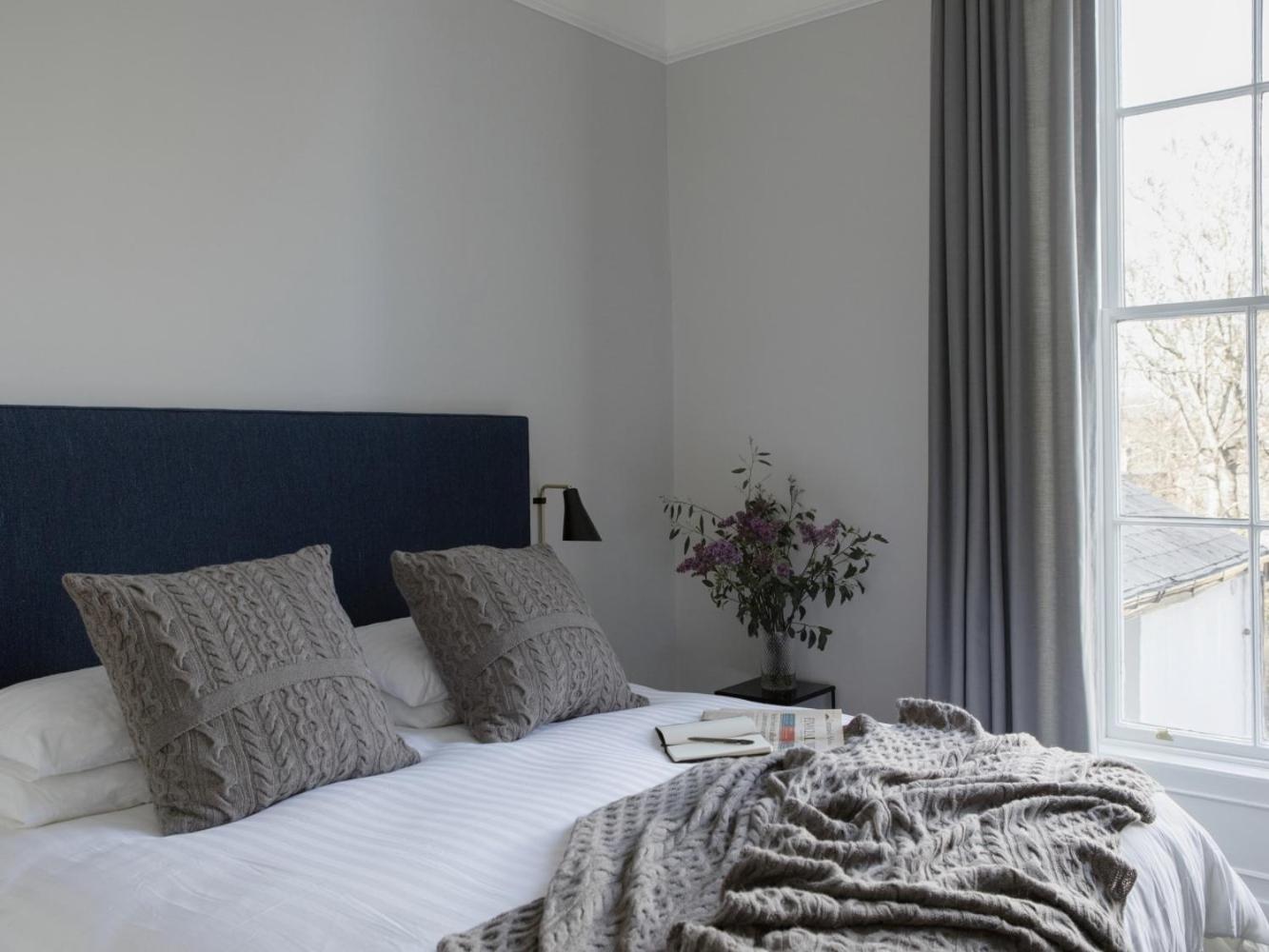 Pembroke Hall Guest house