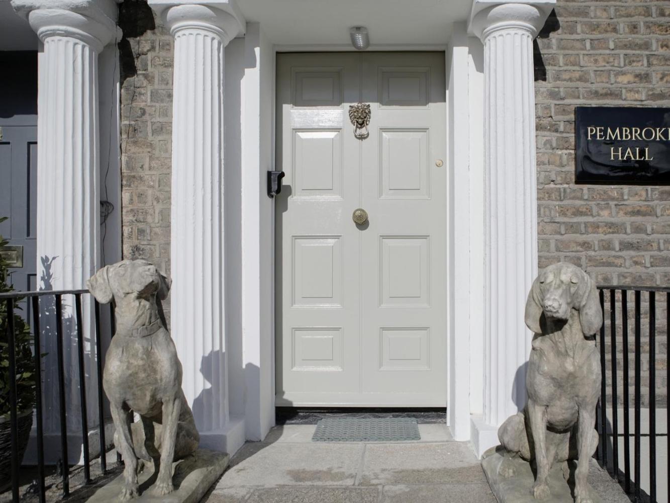 Pembroke Hall Gasthuis 3*