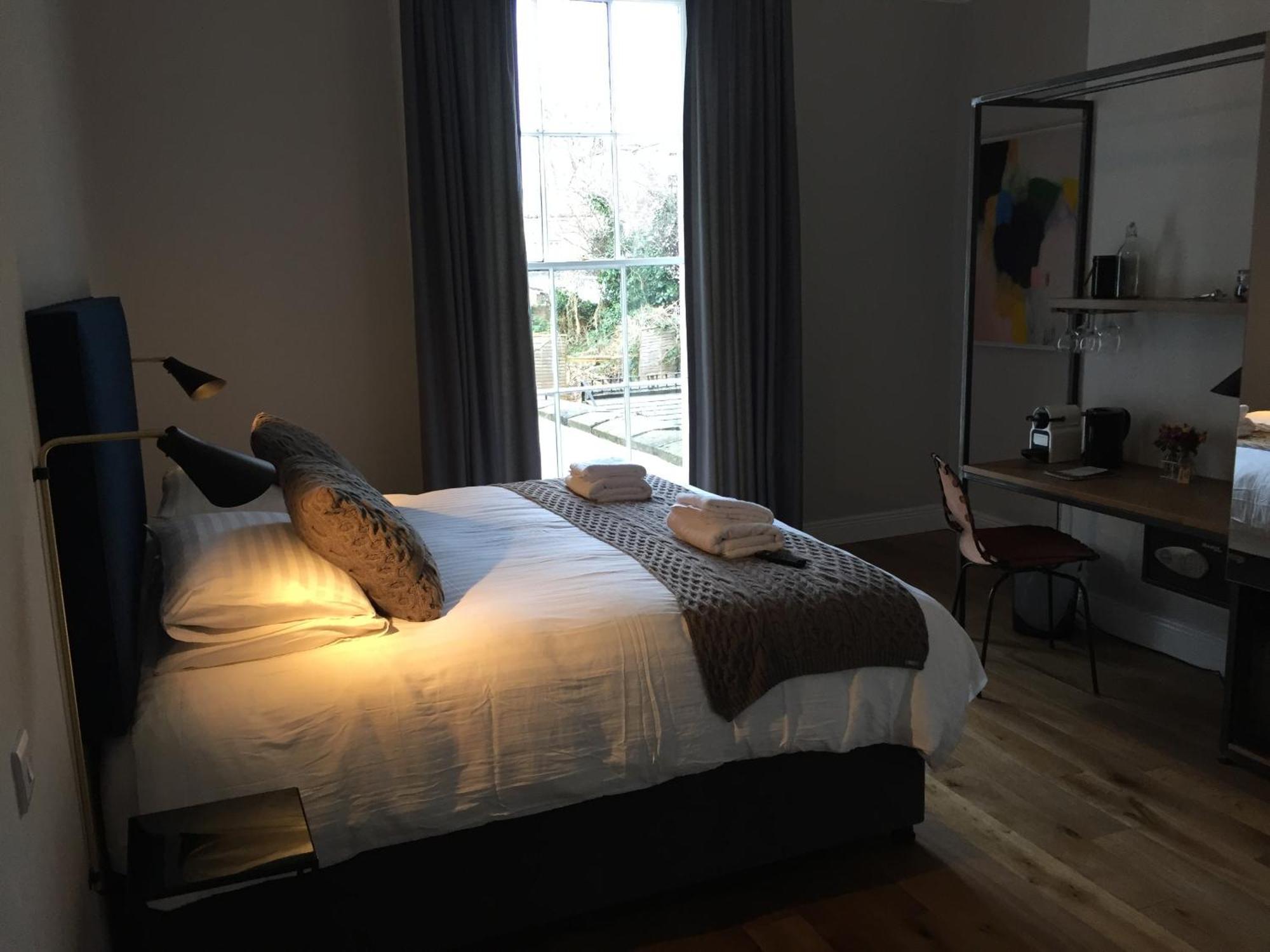 Pembroke Hall 3* Dublin