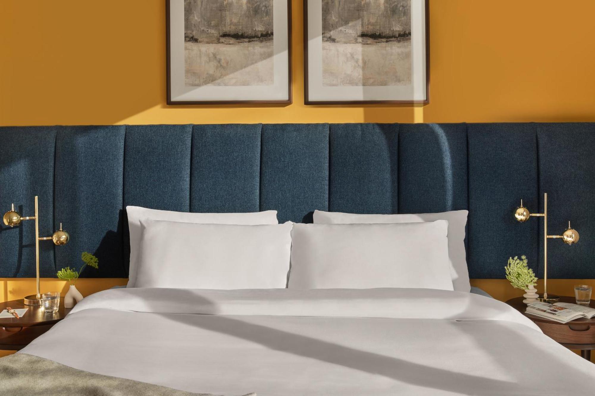 Aparthotel Sonder — Britain Quay Dublin
