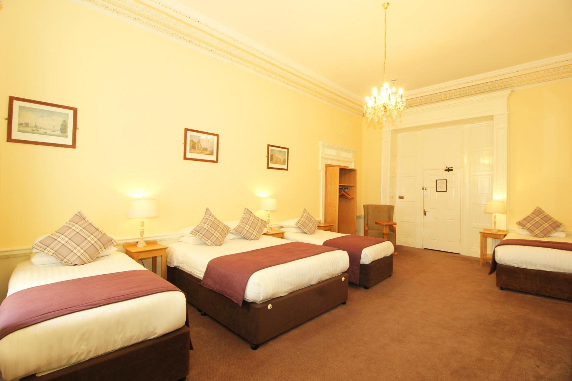 Castle 4*