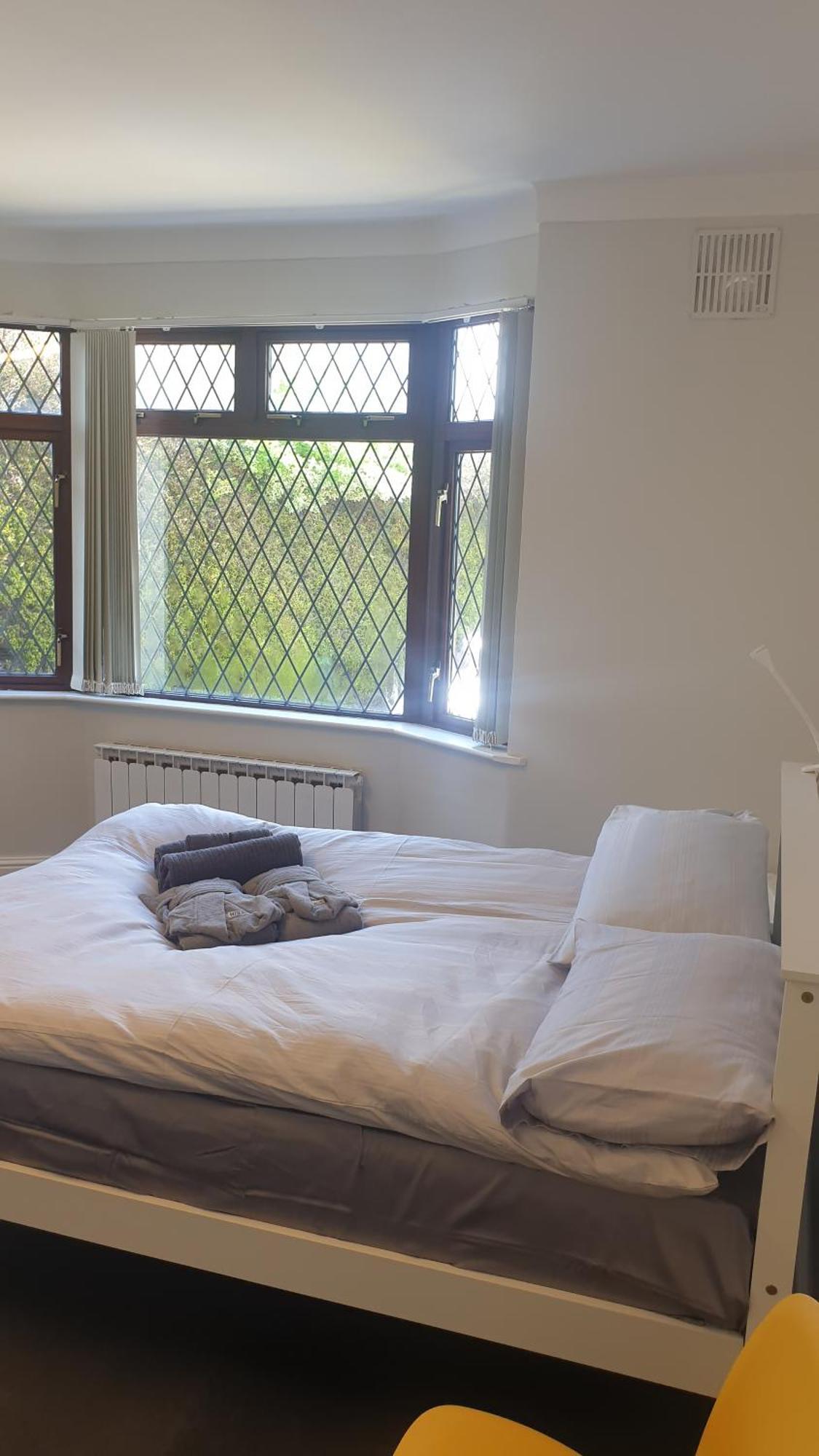Bed & Breakfast Airport *