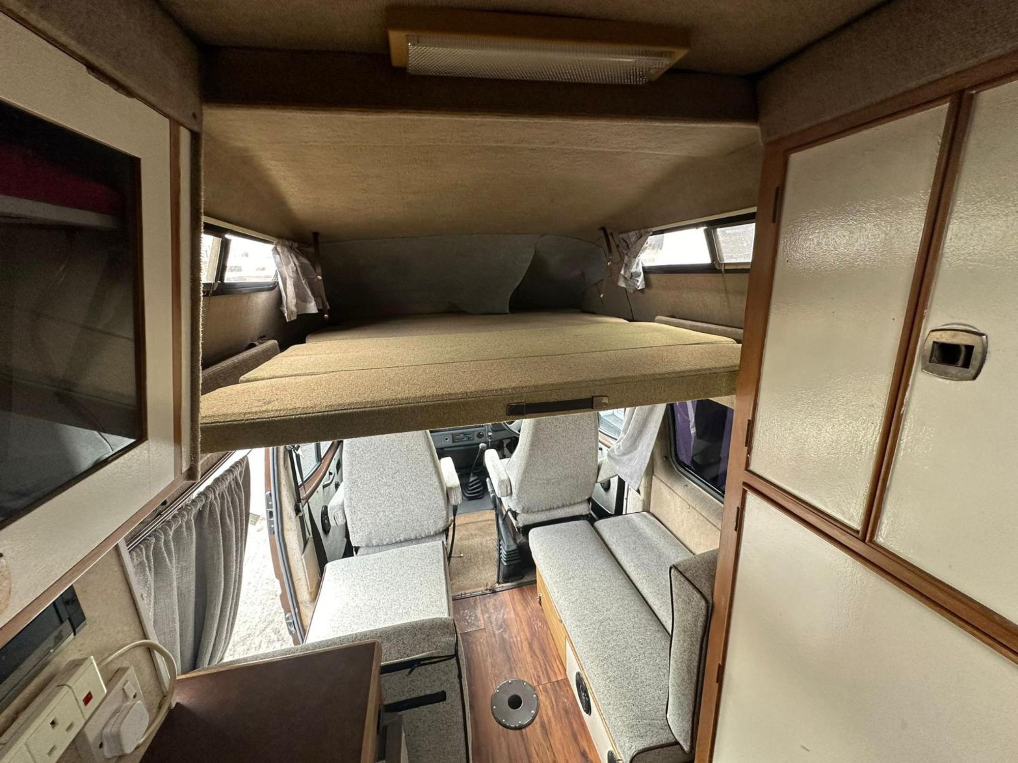 Retro Camper Hire Discover Ireland Campingplatz Dublin