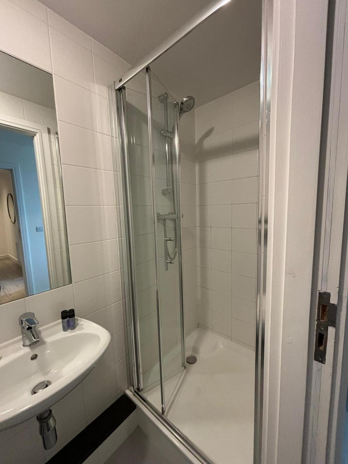 Grand Canal Square Apartment