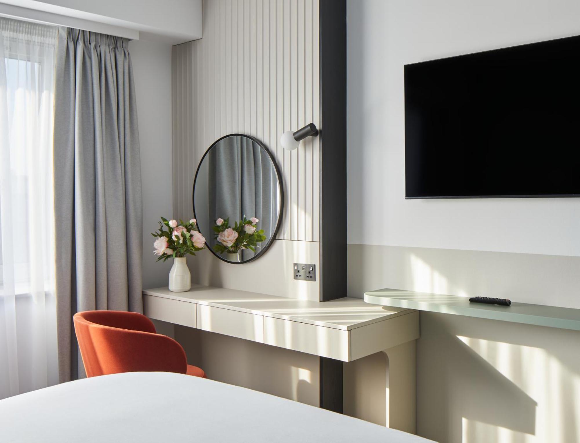 Hotel Leonardo Parnell Street