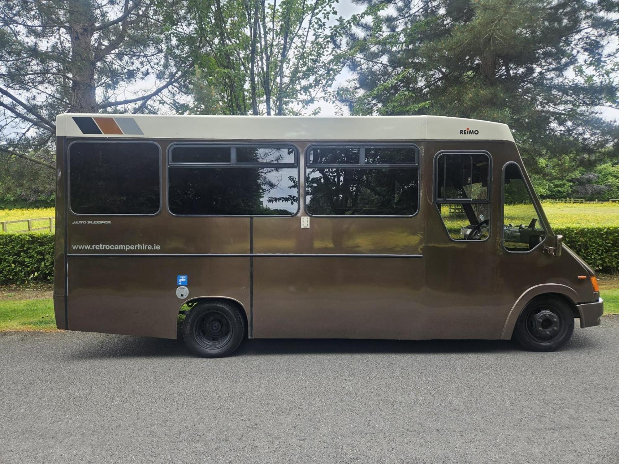 Retro Camper Hire Discover Ireland