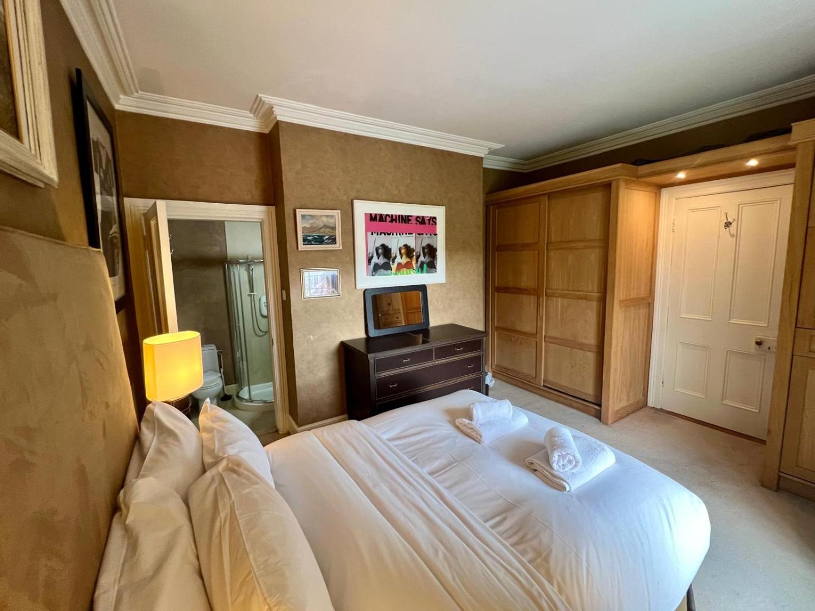 Homestay Burlington Townhouse Dublin