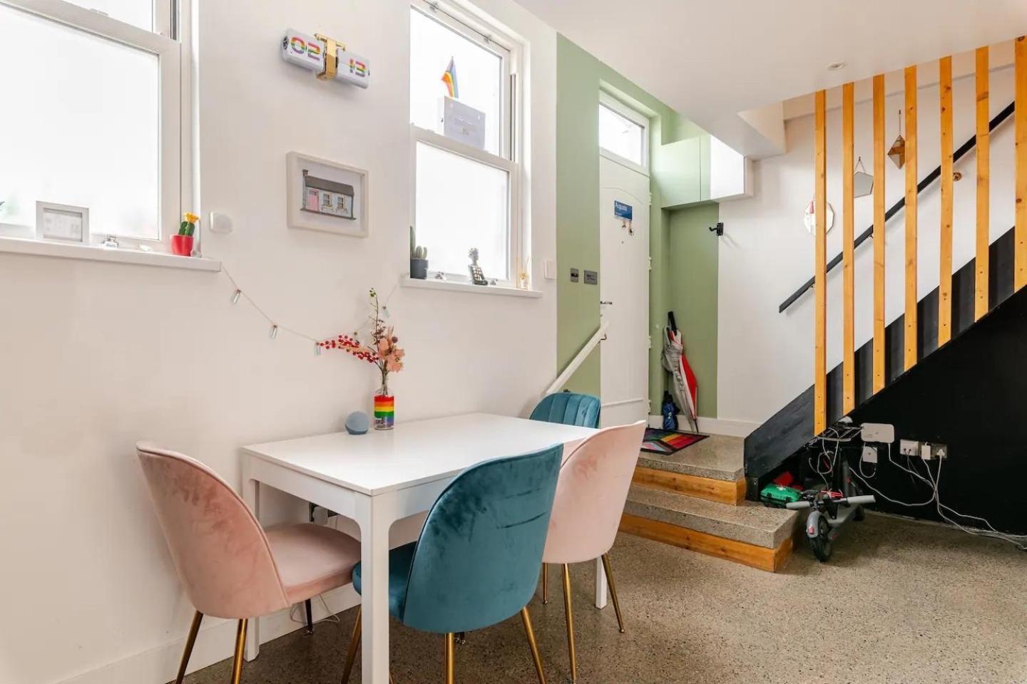 Stylish House In Ferienhaus Dublin