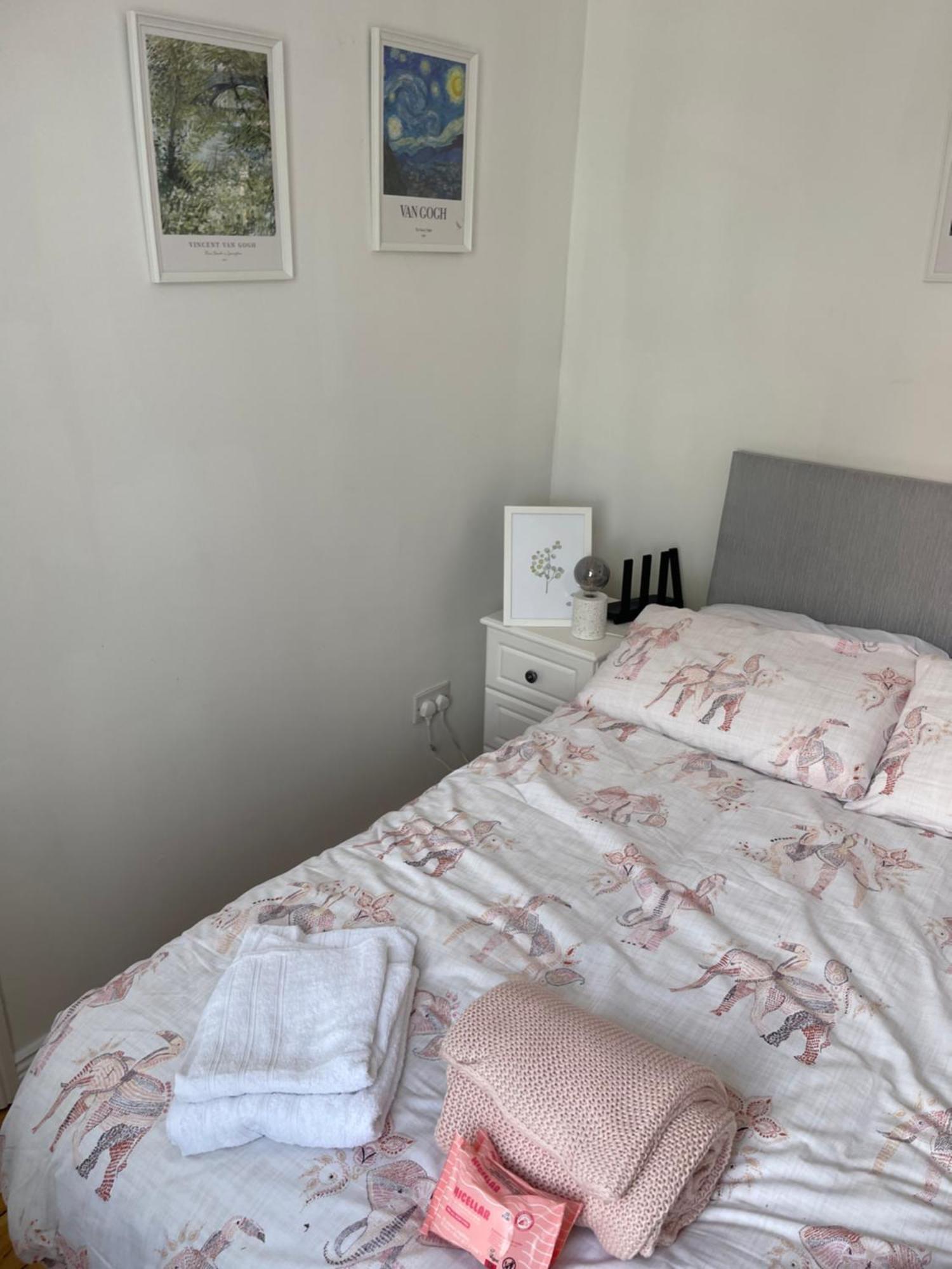 Pre - Post Flight Airport 20m Canal View Vakantiehuis