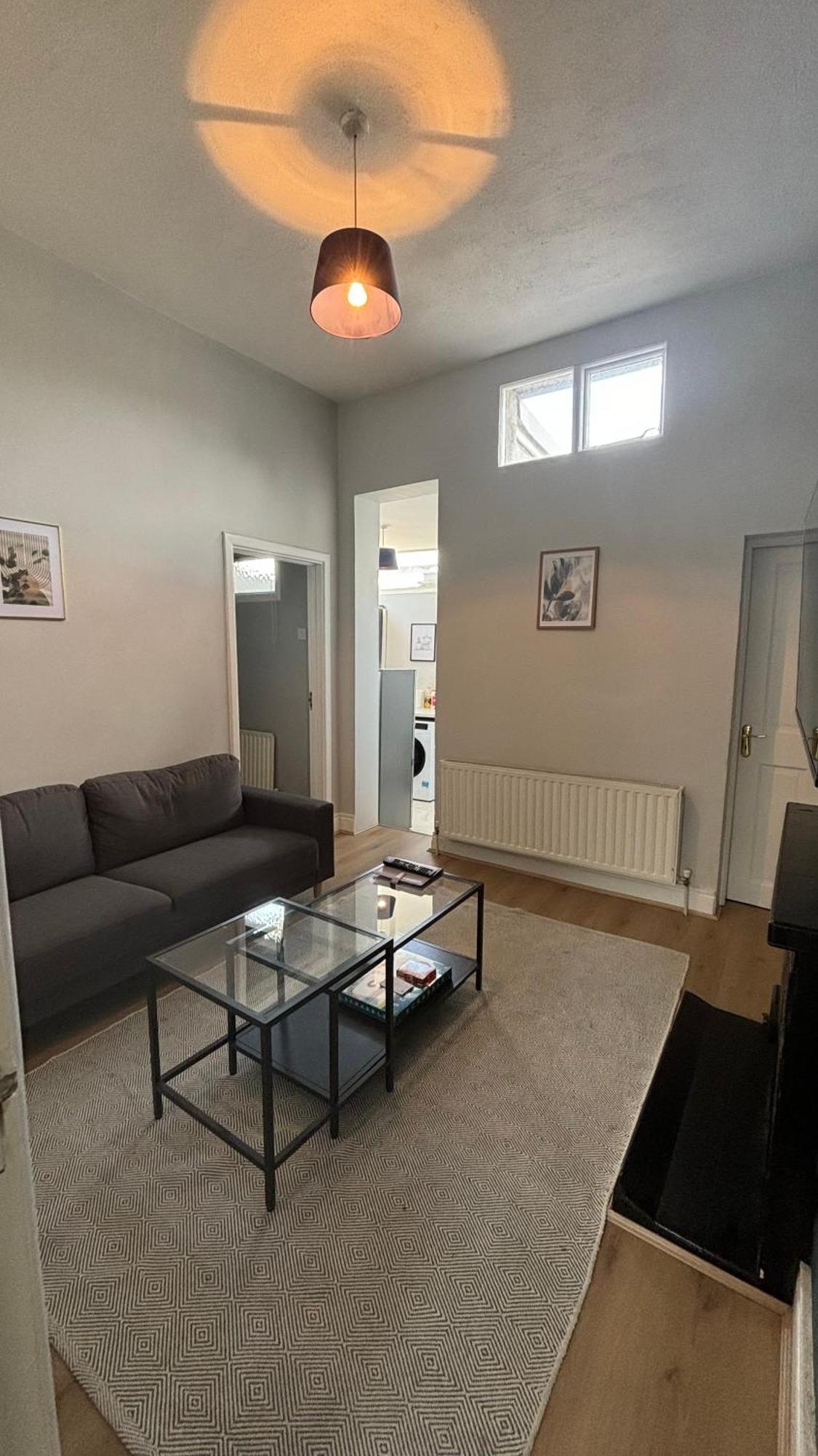Homely 3 Bed City House * Dublin