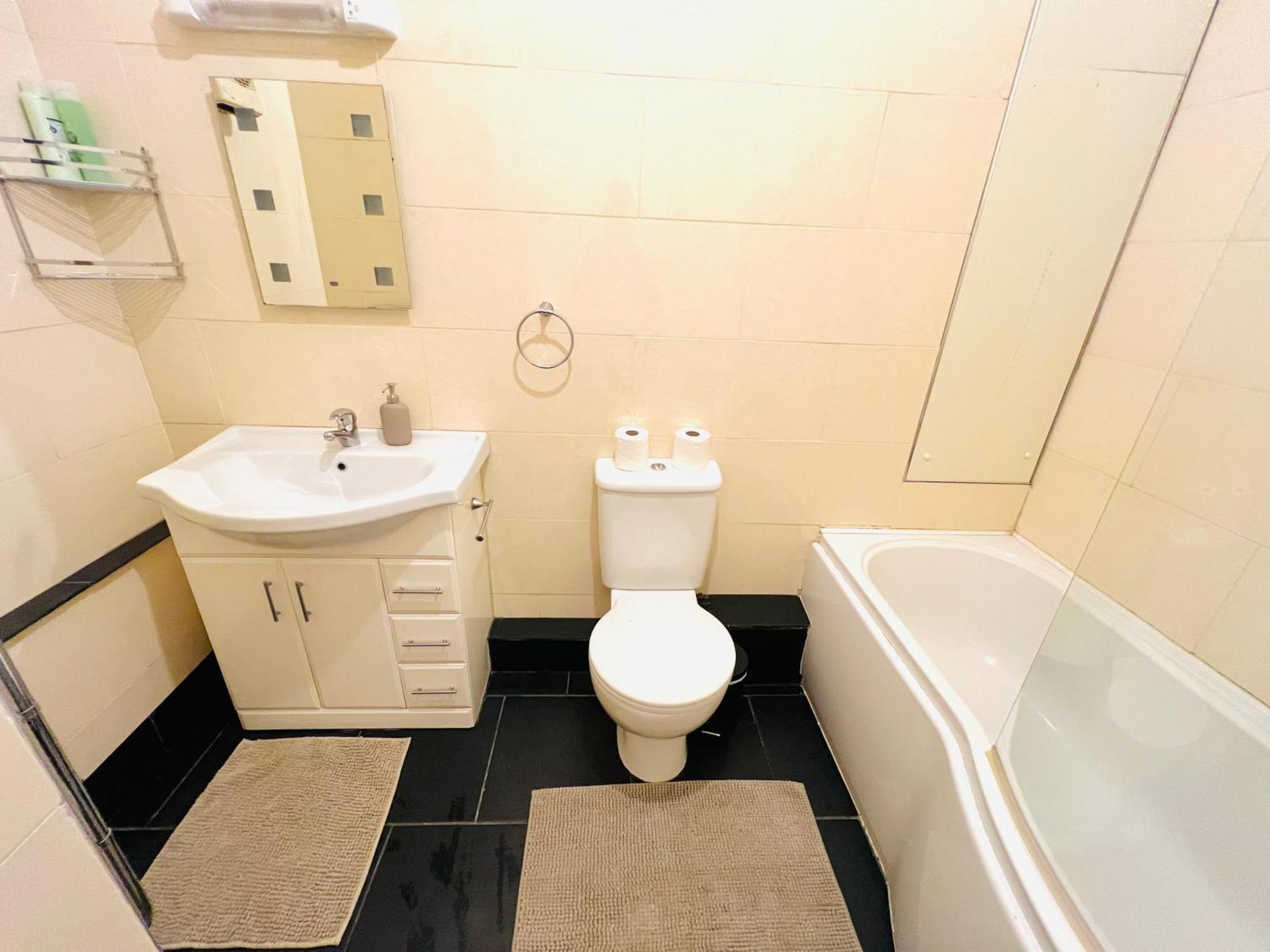 Cosy River View Flat At Temple Bar Apartment *