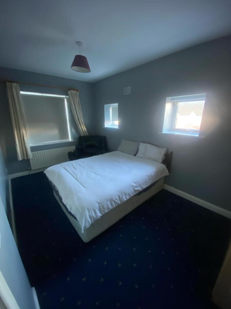 Airport, Dcu Guest house *
