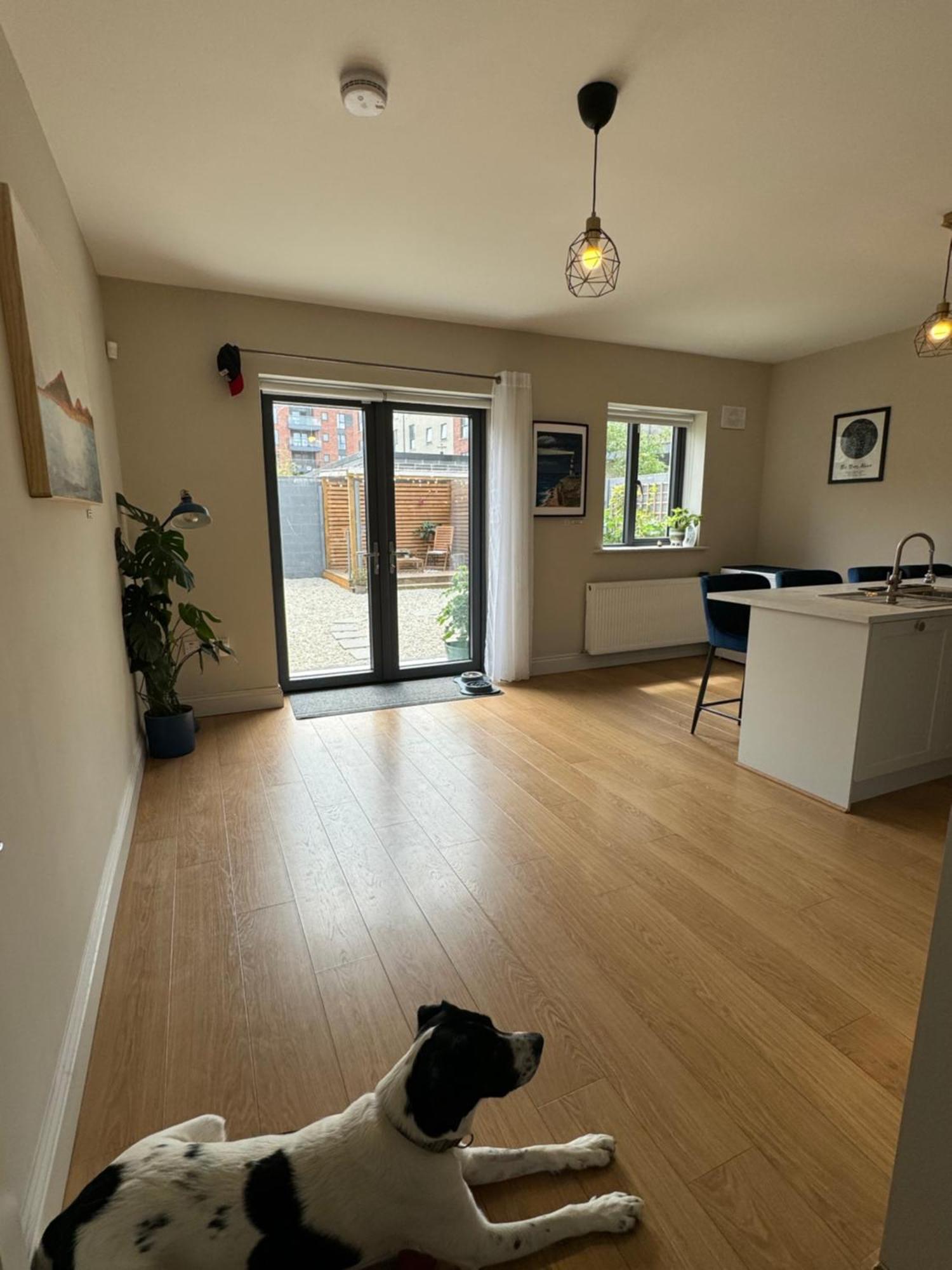 The Hive - Luxury Ensuite - Full Privacy As Only On The Floor! Homestay *