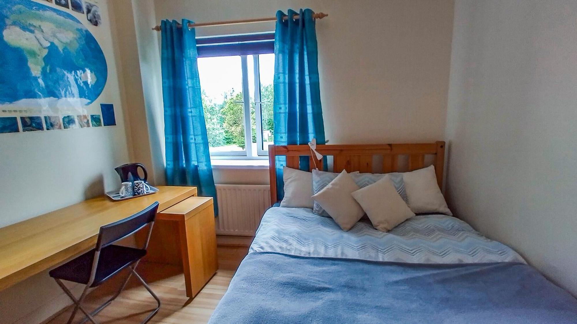 Double Parkview Near Airport *