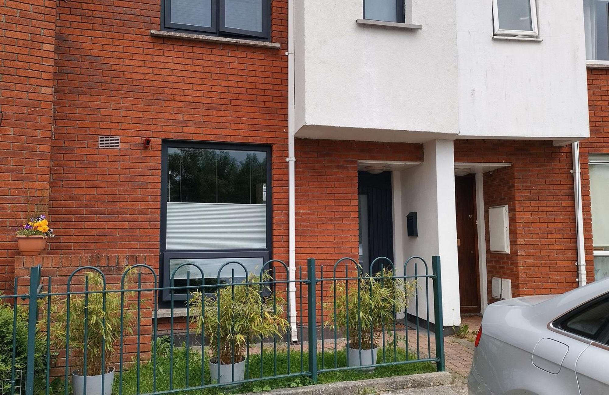 Double Parkview Near Airport Homestay *