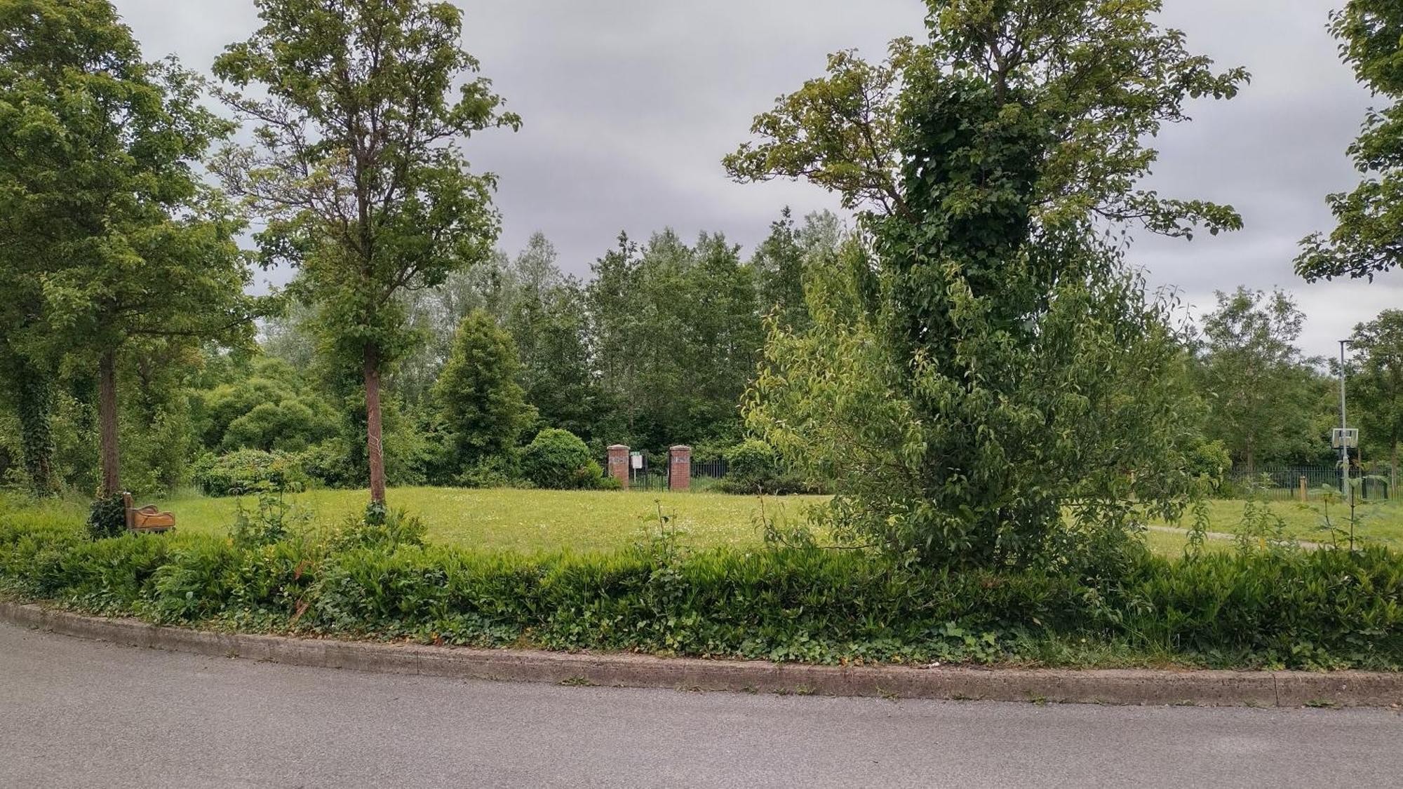 Double Parkview Near Airport