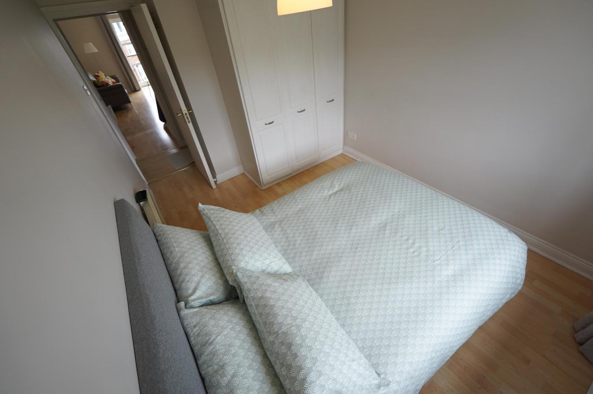 City Center Apt Free Parking Apartment *