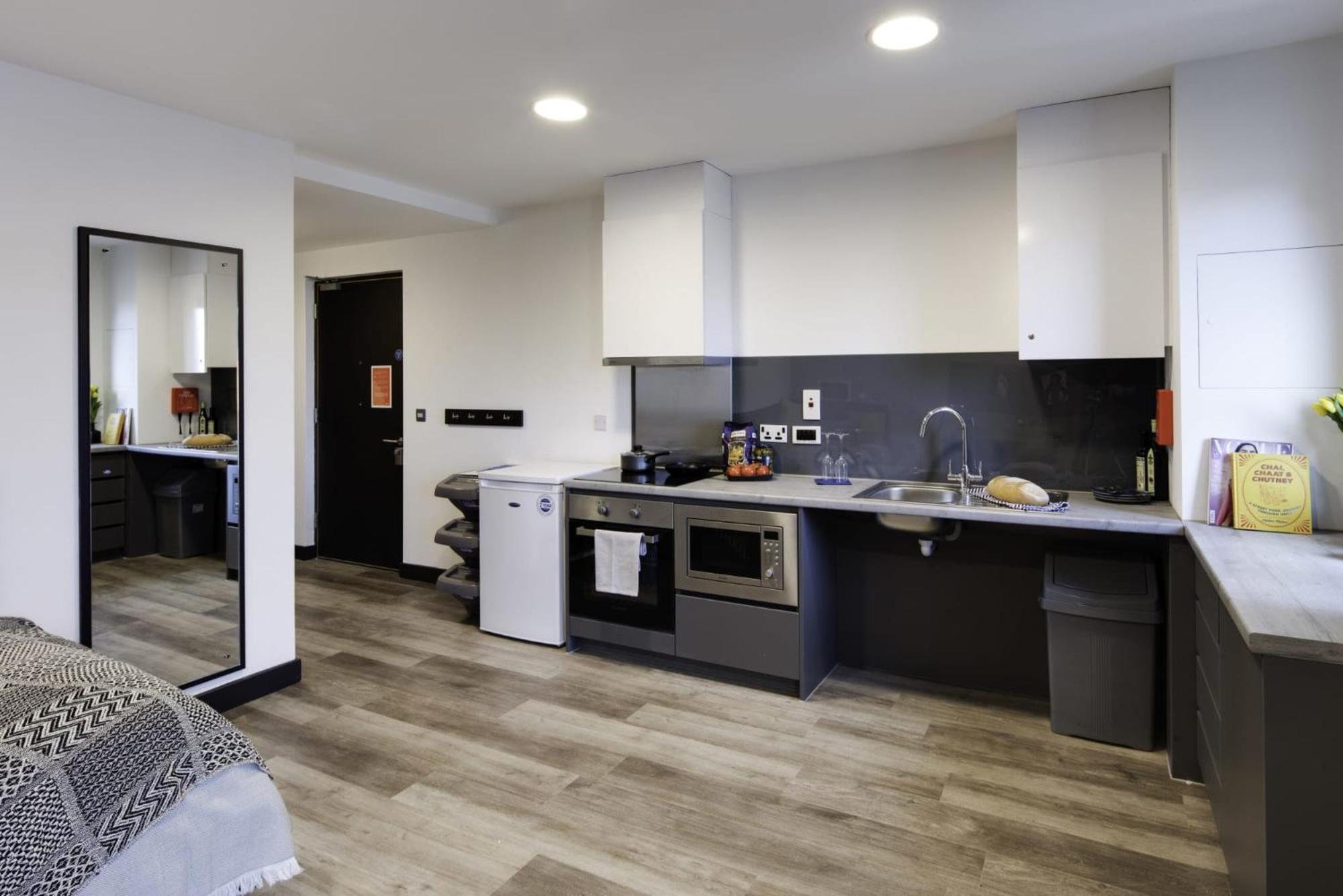 Cosy Ensuite Bedrooms At Aspen House In Dublin