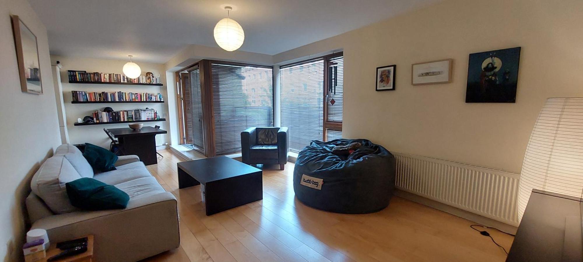 Spacious Riverside 1bd In Bustling Village * Dublin