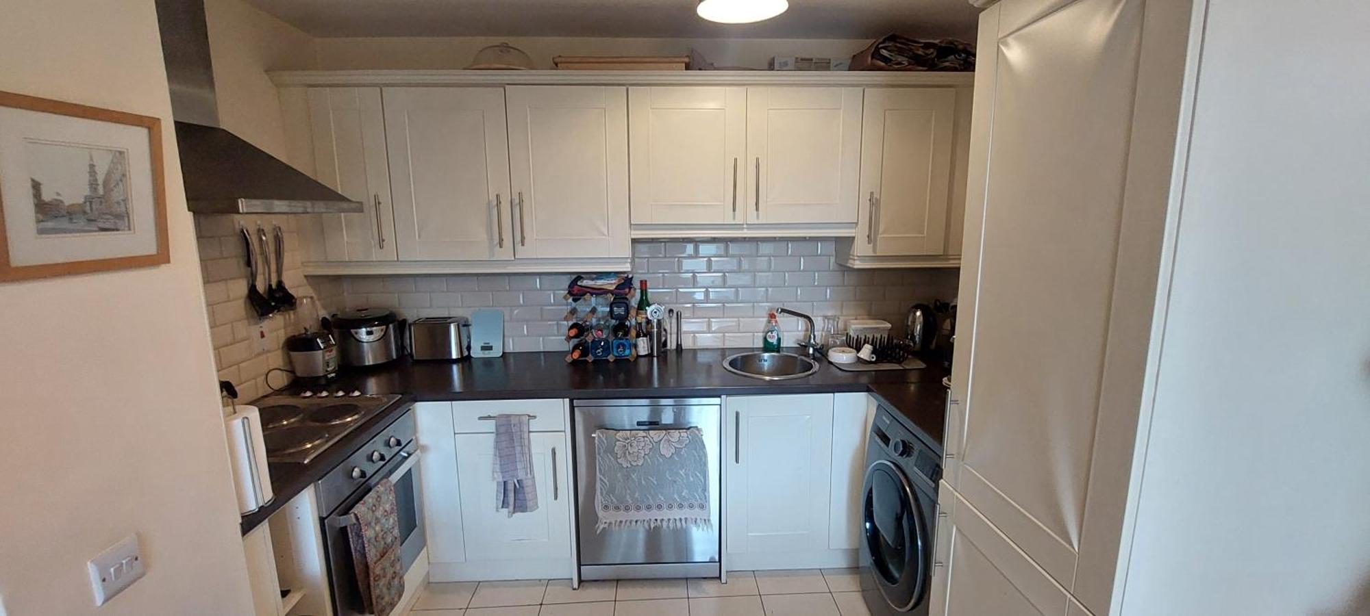Apartment Spacious Riverside 1bd In Bustling Village