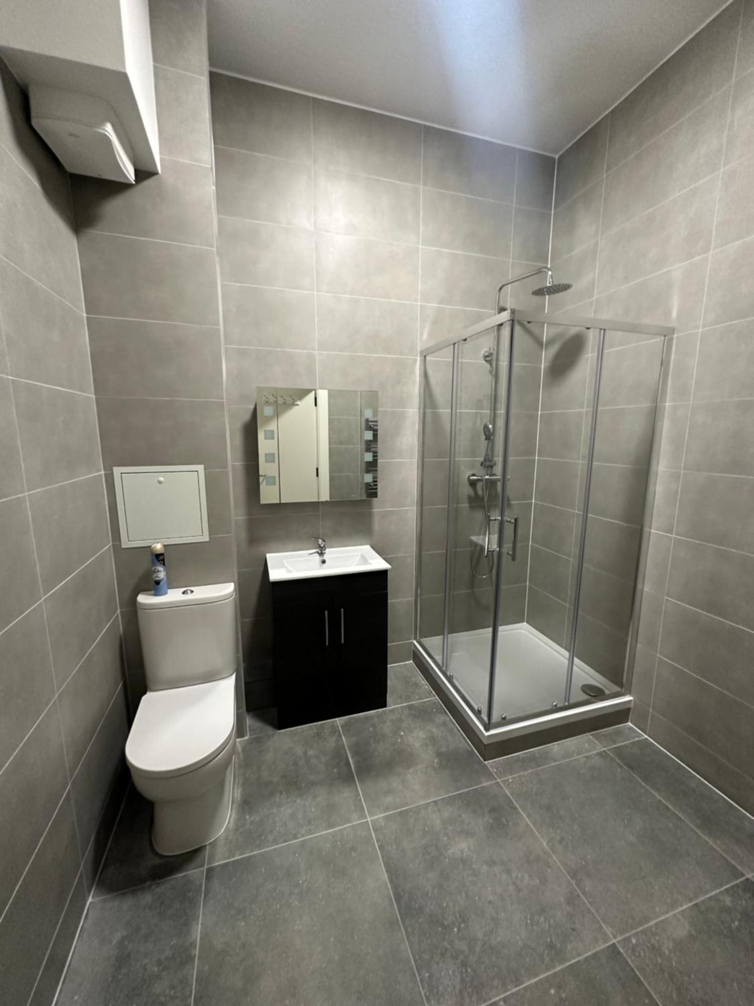 One Bedroom Central Apartment