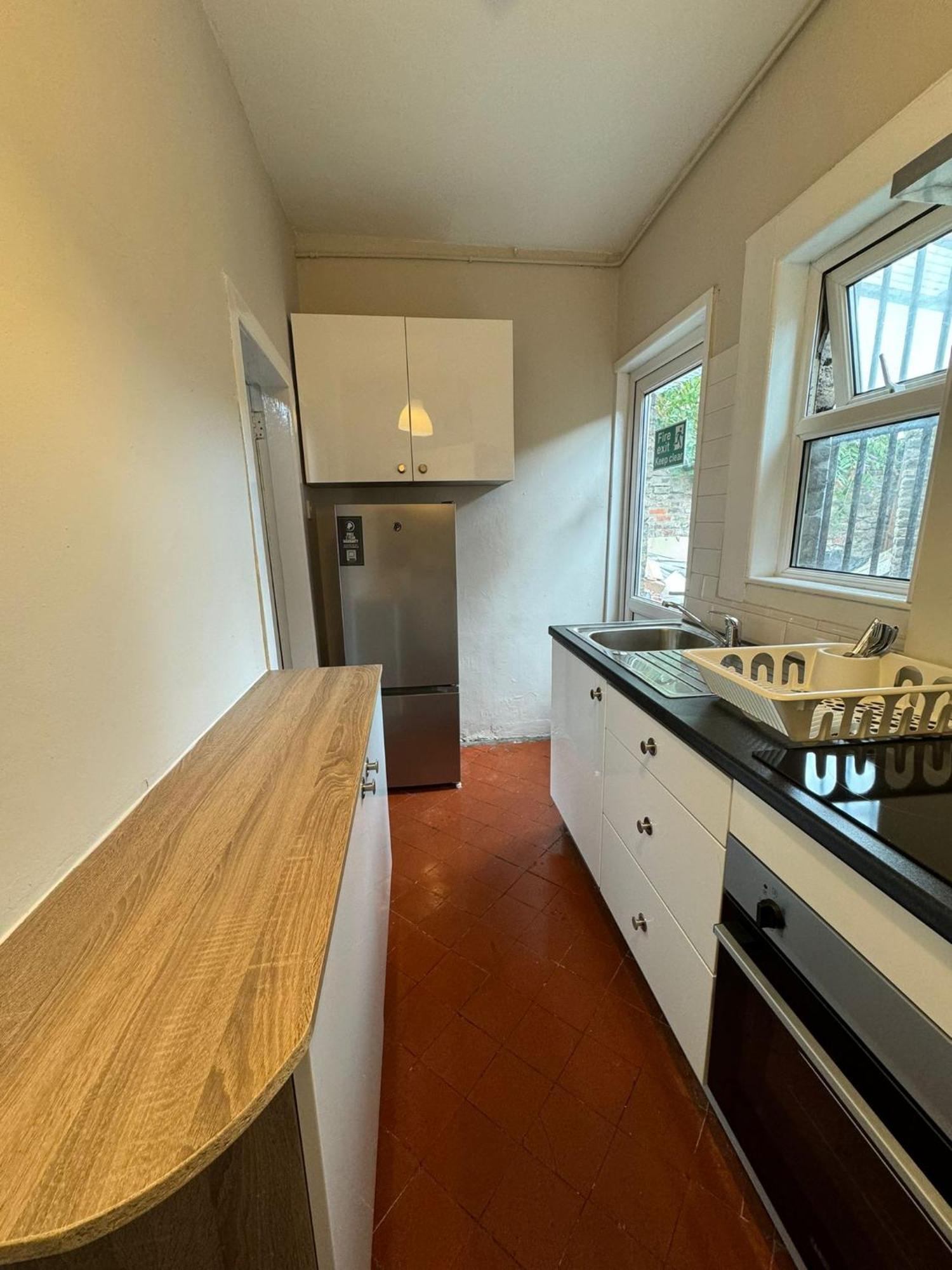 Superb Triple Room Near Croke Park - 1 Guest house *