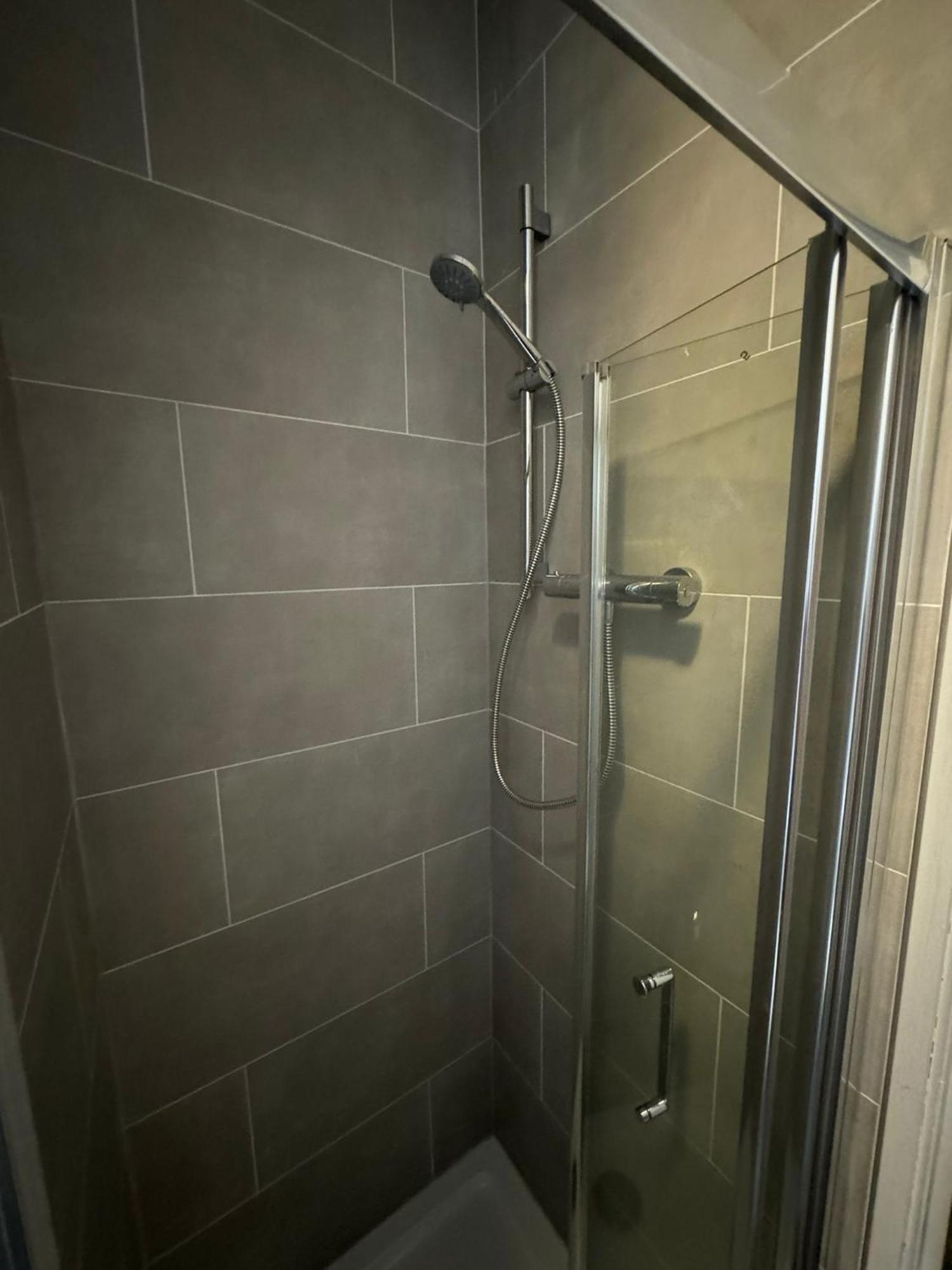 Superb Triple Room Near Croke Park - 1 Guest house Dublin