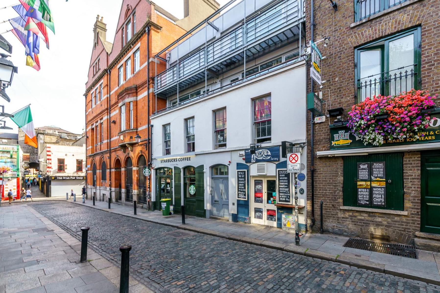 Hyper Centre A Dublin, Chez Charlotte